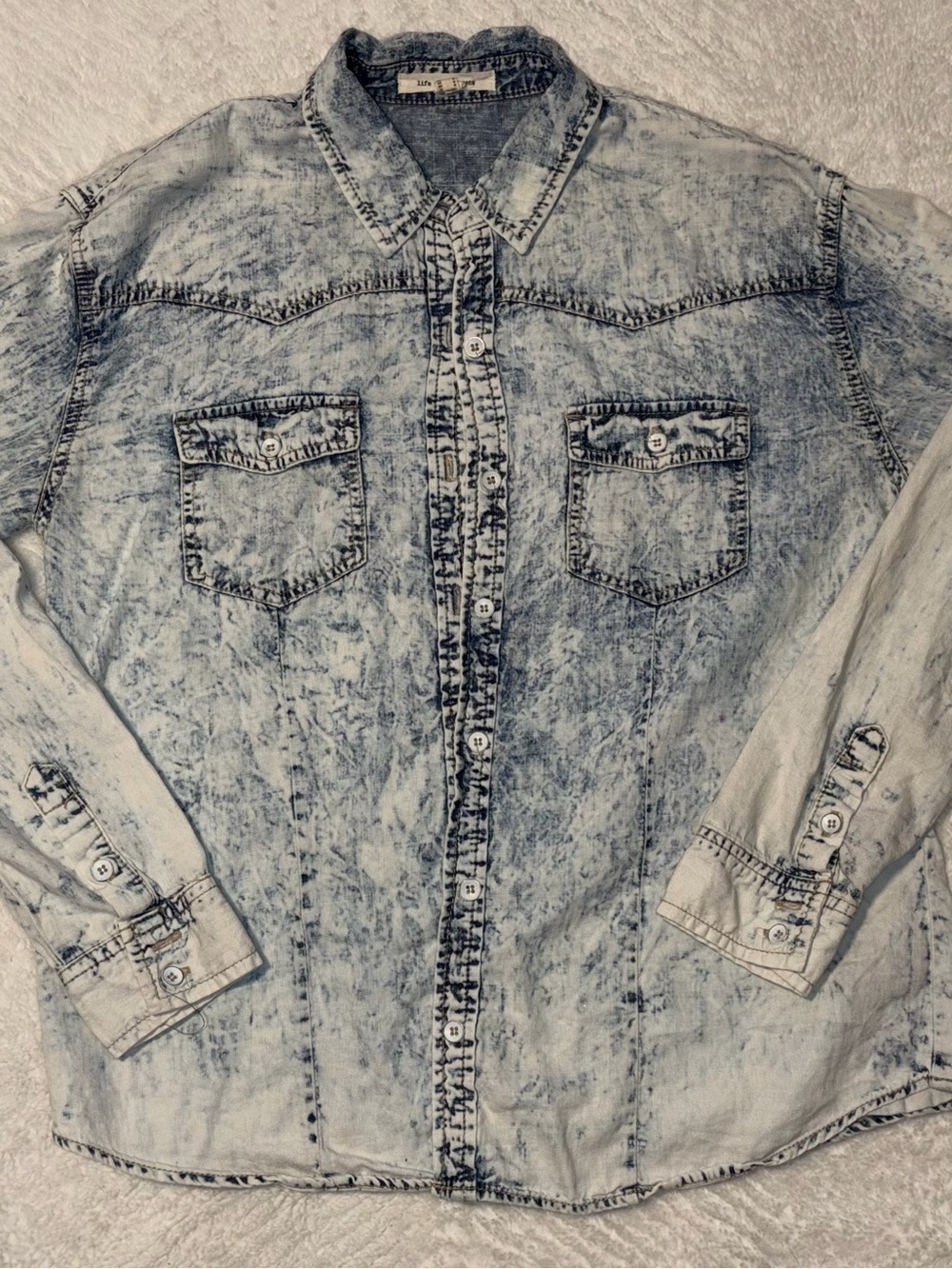 Life in progress Acid Wash Denim Button-Down Shirt - Light Blue/White